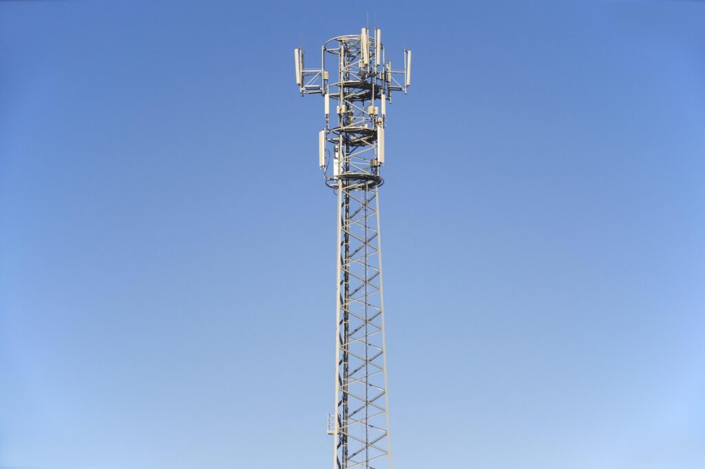 gsm relay, telephone pole, high technologies, gsm telephony, cellular network, technology and nature, radio mast, internet, lte, lte, lte, lte, lte, lte