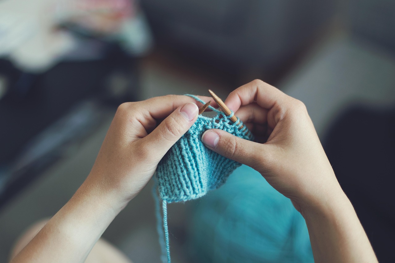 merry christmas, knit, sew, craft, female, sewing, textile, knitting, needlework, fashion, needle, thread, handmade, hobby, tailor, yarn, wool, pin, fabric, tailoring, stitch, vintage, homemade