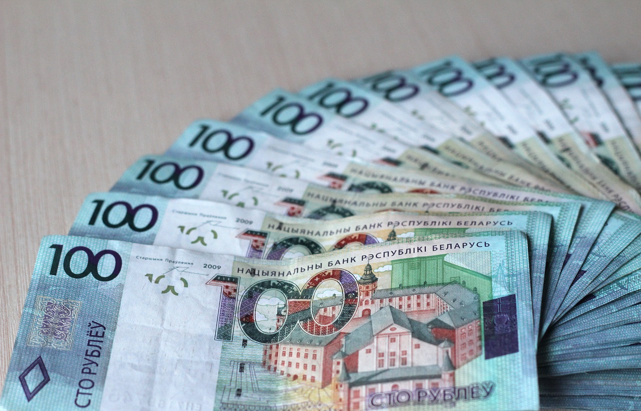 belarusian rubles, 100 belarusian rubles, belarusian money